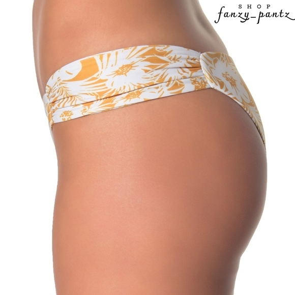 L*space Knight Bikini Bottom Seaside Escape Bitsy - Picture 2 of 8